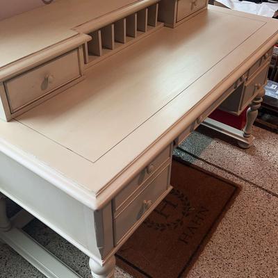 Paula Deen Home Wooden Desk – Classic Southern Charm