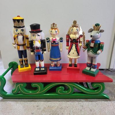 5 Nutcrackers