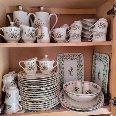Holly China