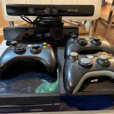 XBOX Gaming System w/ Three Wireless Remotes 