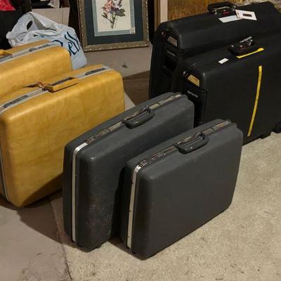 Hard Shell Vintage Samsonite Luggage 