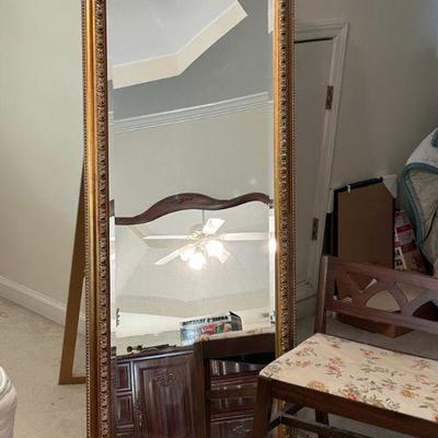 Gorgeous Freestanding Full Length Mirror 
