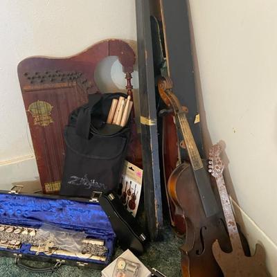 Vintage Musical Instruments 