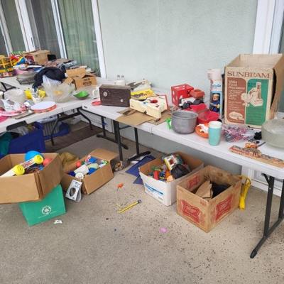 Estate sale photo