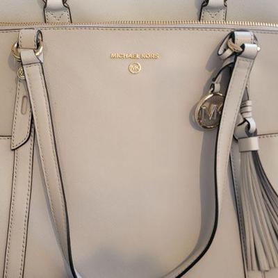 Michael kors hand bags 