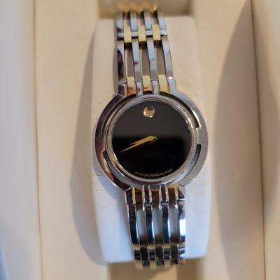 Movado 