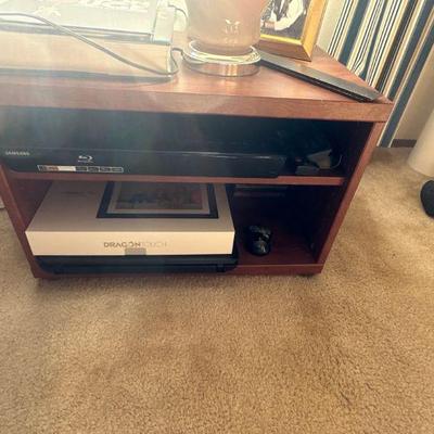 Entertainment stand