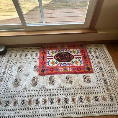 Rug