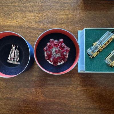 Available in auction - Lot 20 - Swarovski crystals