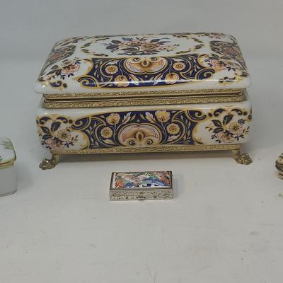 Trinket Boxes From Around The World 