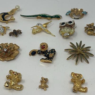 Gold Tone Pins With Rhinestones 