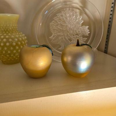 Orient and Flum Signed Glass Apples