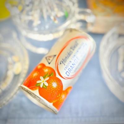Vintage Florida orange citrus reamers, juicers, decor