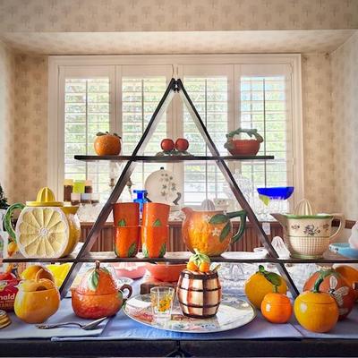 Vintage Florida orange citrus reamers, juicers, decor
