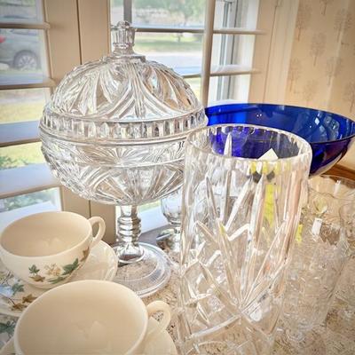 Vintage covered candy dish/orb