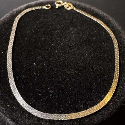14K Herringbone Chain Bracelet 7” Made In Italy