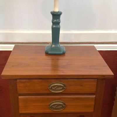 Small Wood Table With 2 Drawers & Lamp