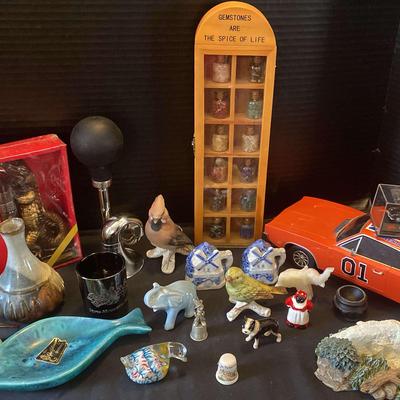 Souvenirs And Other Small Collectibles Featuring Goebel 