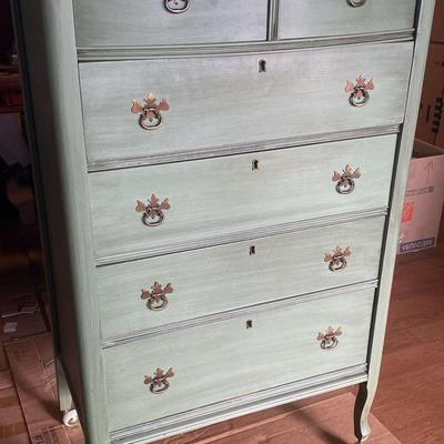 Vintage Chest Of Drawers