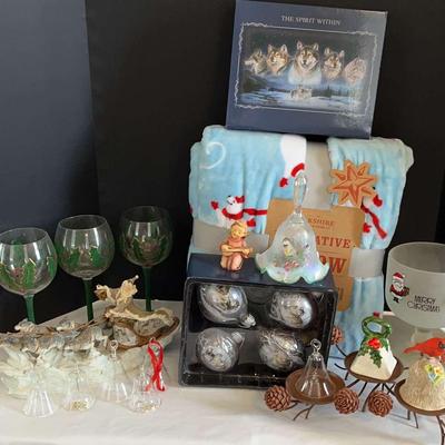 Unusual Christmas Items Includes Christmas Bells And Bradford Exchange Santa With Wolf Sleigh