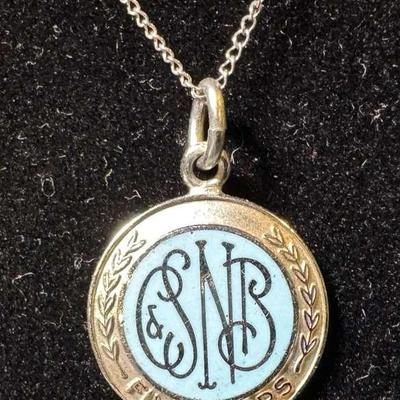 10K Pendant Necklace