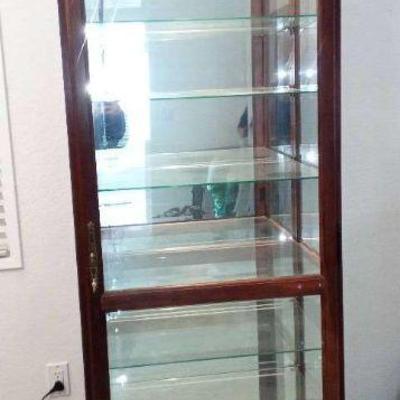 Ke002 howard miller curio cabinet