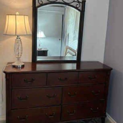 Ke011 bedroom set with lamps