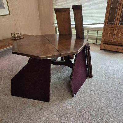 Ke020 vintage table