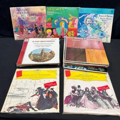 Ct125v vintage vinyl records featuring classical and orchestral music