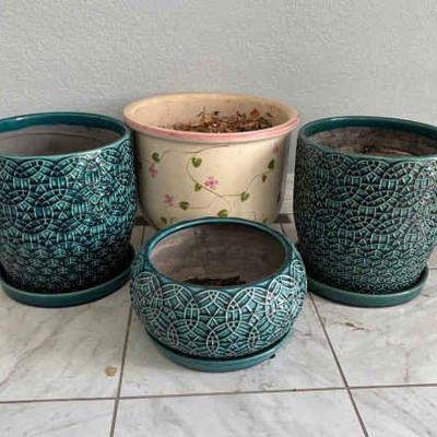 Ke023 glazed ceramic pots