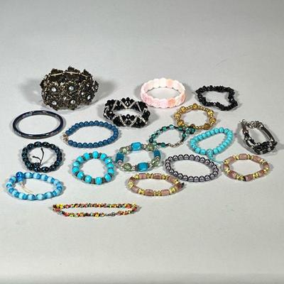 COSTUME JEWELRY BRACELETS | Mixed lot of costume jewelry bracelets including; cut stone, cut coral, beaded bracelets, and more!

