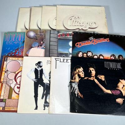 (9pc) Fleetwood Mac & Other Vinyl Records | Vinyl record albums including: Fleetwood Mac "Mirage" (1-23607) "Fleetwood...