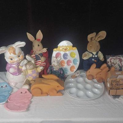 Easter and Easter Bunny Decorations 