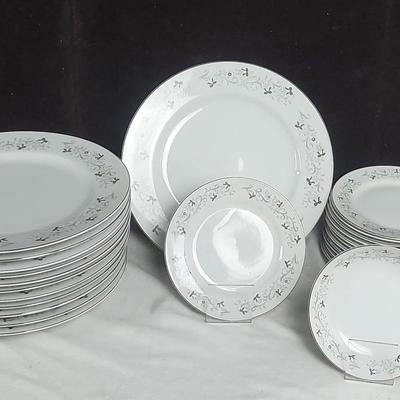 Vintage Moon Mist Fine China Made In Japan Dinner Set
