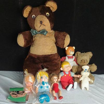 Teddy Bears & Vintage Toys