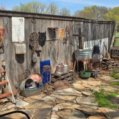 Estate sale photo