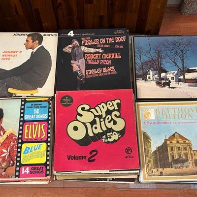 Vinyl Records (33) 