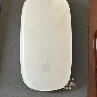 Apple Computer Mouse 