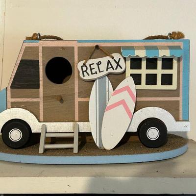Relax Surf Van Statue 