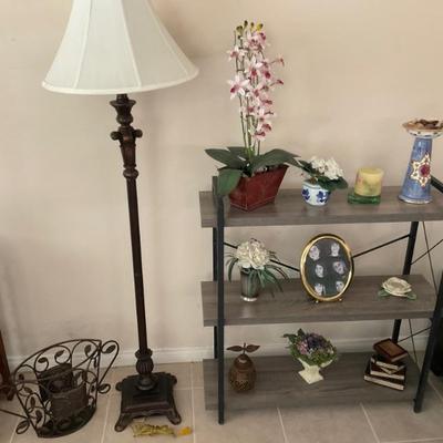 shelf unit sold (CR)