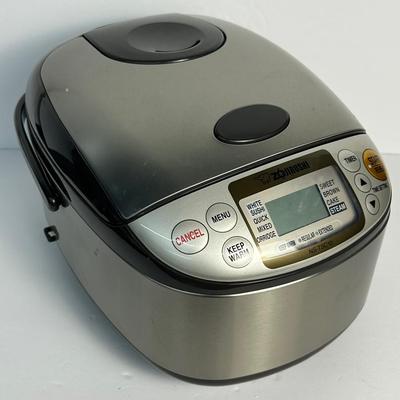 Zojirushi 10-Cup Rice Cooker - Model NS-TSC10