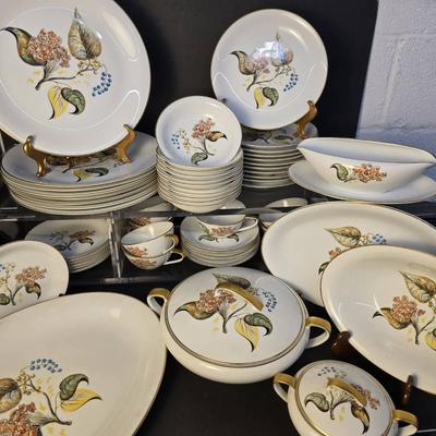 Vintage Noritake China Set With Floral Design - Made In Japan