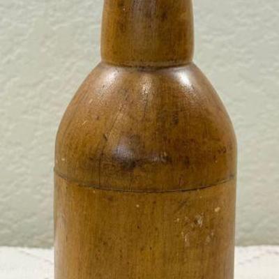 Hand Carved Wood Wink Texas 1934 Wood Beer Bottle Container