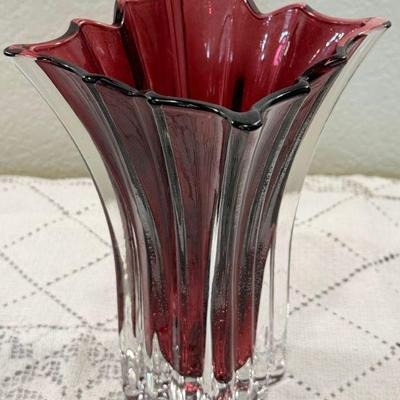 Vera Wang Red Art Glass Vase