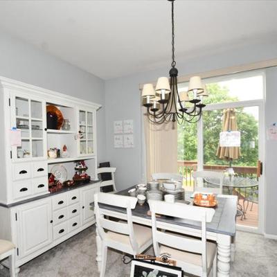 143 dinng room