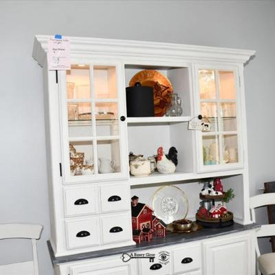 153 dinng room