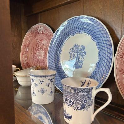 Set of five Queen's Fine China coffee mugs. 