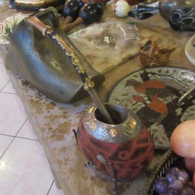 Hall mata bowl and straw