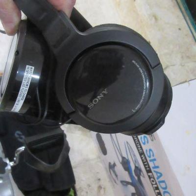 Hall more head phones