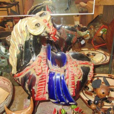 Hall horse and bowl